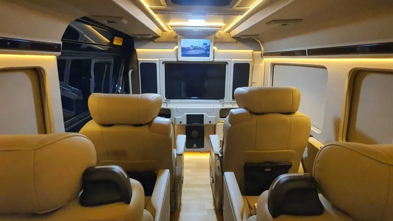rental hiace cirebon vip